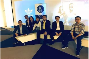 阿迪达斯